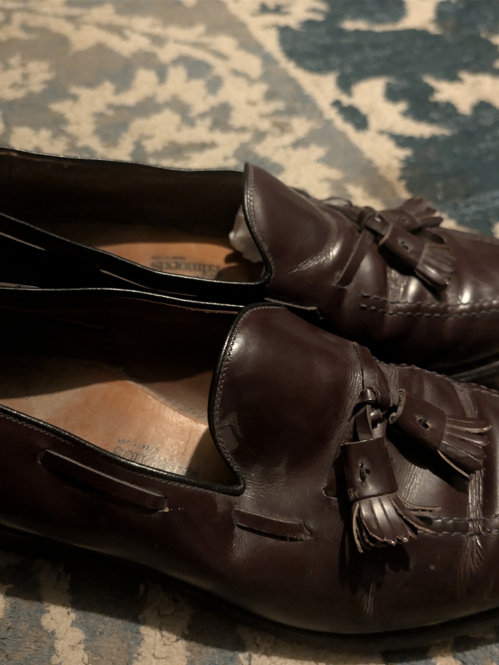 Allen Edmonds Men's Tassel Loafers in Burgundy Brown - Picture 4 of 7